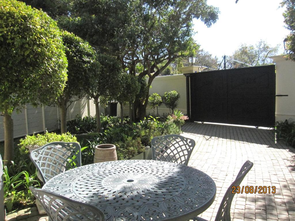 Navona Constantia Guest Cottage كيب تاون المظهر الخارجي الصورة