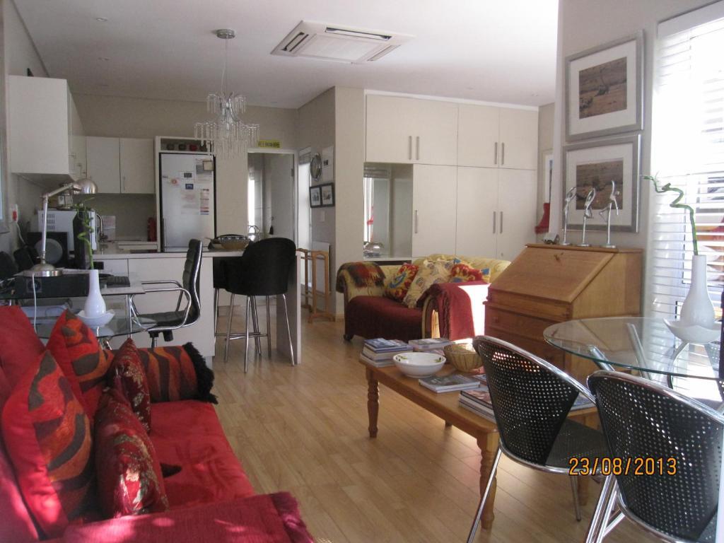 Navona Constantia Guest Cottage كيب تاون المظهر الخارجي الصورة